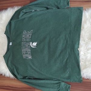 Super cute Michigan state sweatshirt!